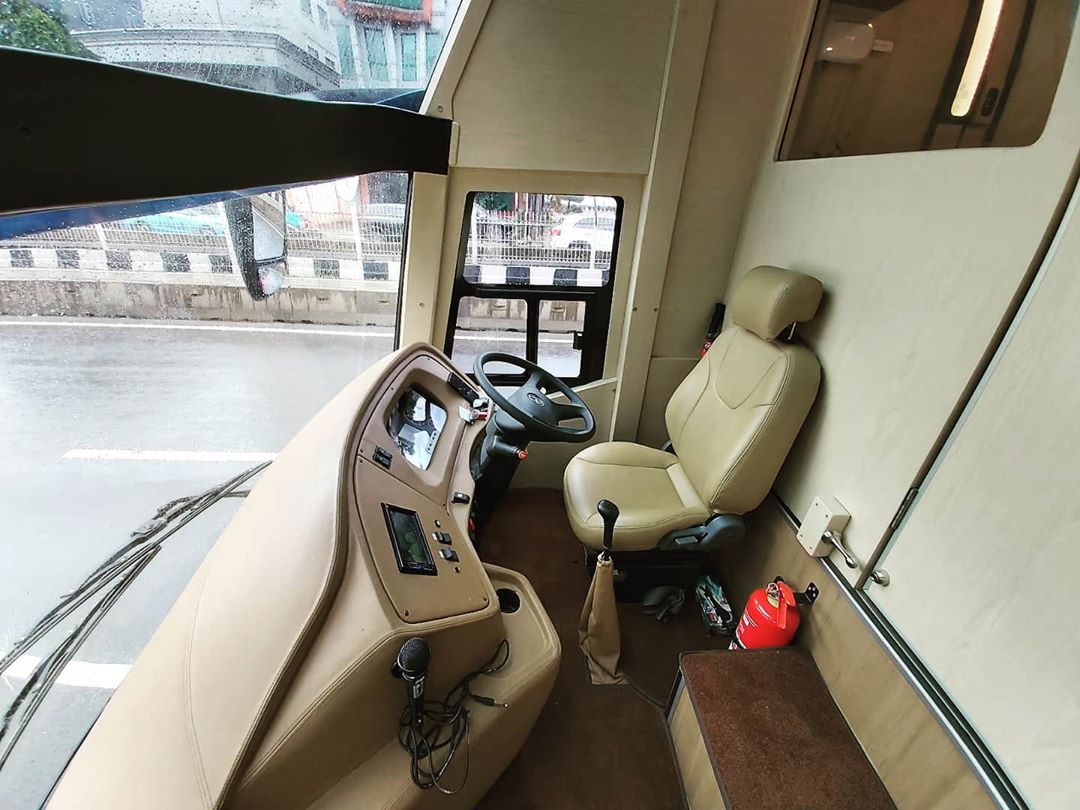 Bus Mewah Bigbird Alpha Premium