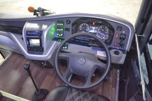 Bus Mewah Suryaputra
