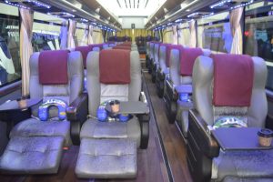 Bus Mewah Suryaputra