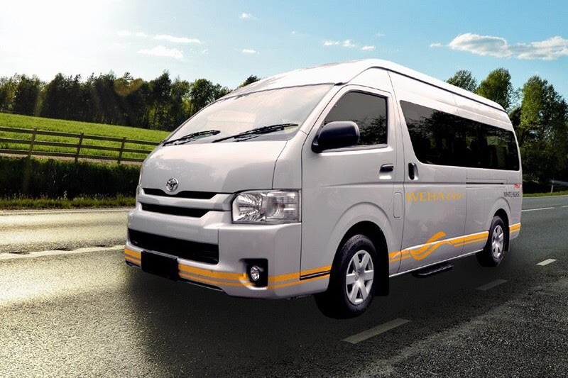 luxury-hiace